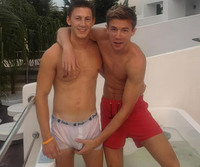 Horny Twink BF With Bank Account s3